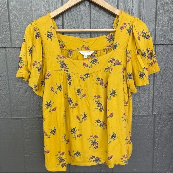 Lucky Brand Women’s Square Neck Yellow Floral Short Sleeve Top - Picture 9 of 12